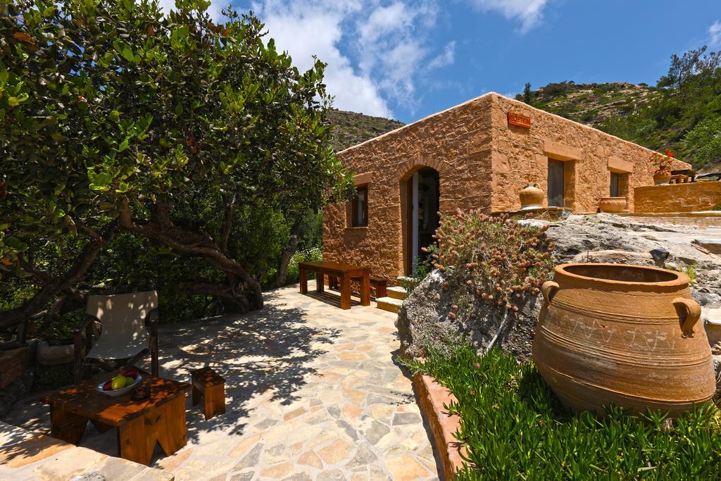 Апарт готель Aspros Potamos Макрі-Ялос Екстер'єр фото