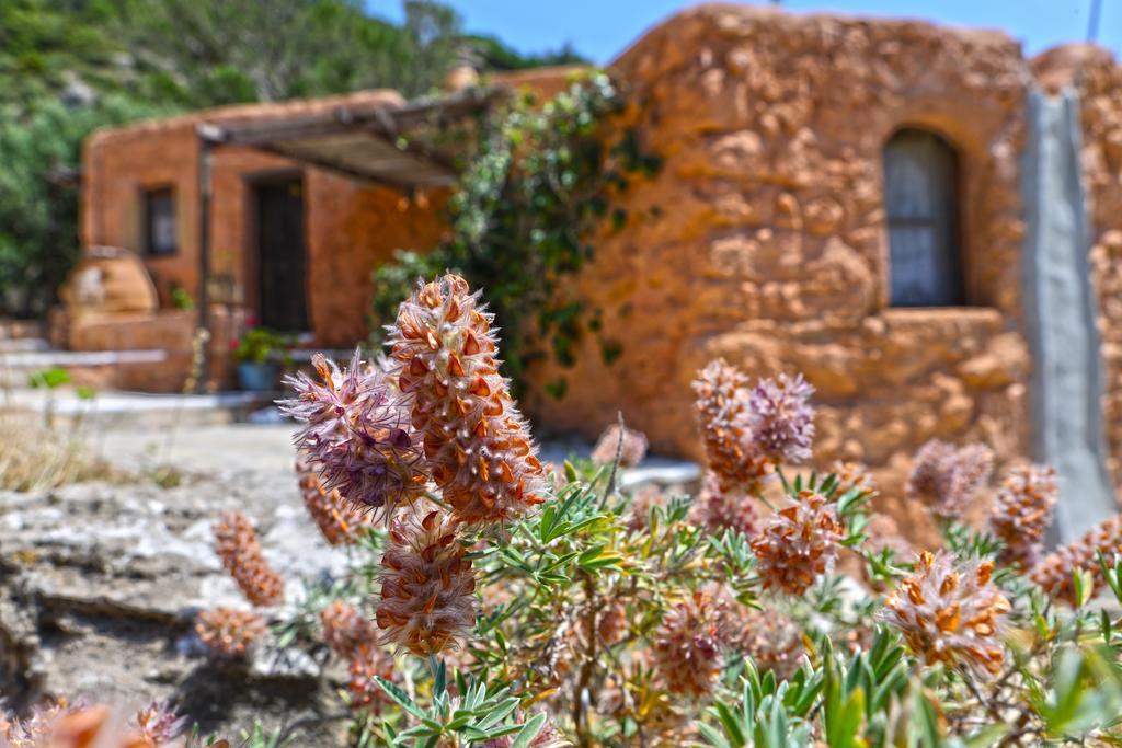 Апарт готель Aspros Potamos Макрі-Ялос Екстер'єр фото