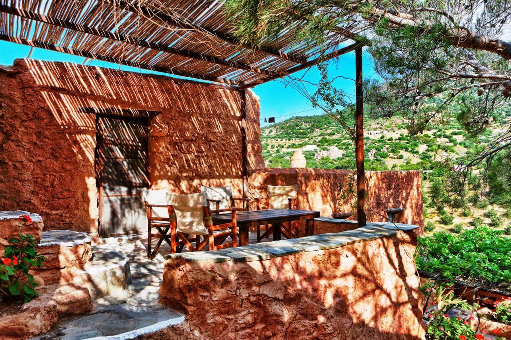 Апарт готель Aspros Potamos Макрі-Ялос Екстер'єр фото