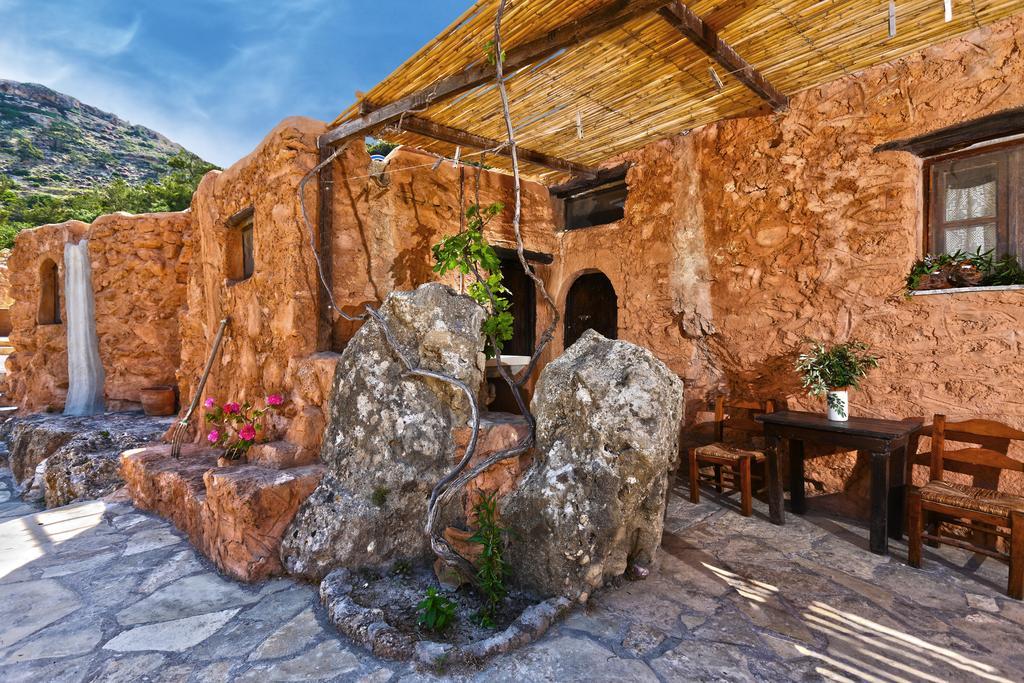 Апарт готель Aspros Potamos Макрі-Ялос Екстер'єр фото